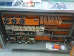 reparatia in tabloul electric back+co packautomaten